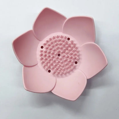 Soap Box Lotus Shape Non-slip Portable Silicone for Water Draining Solid Color Draining Soap Dish Bathroom Accessories