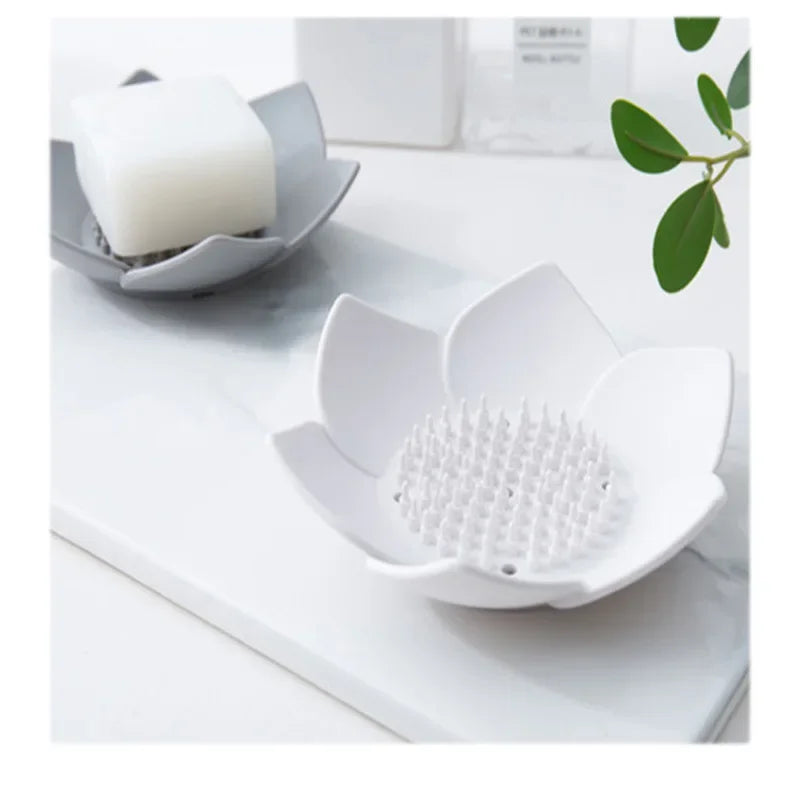 Soap Box Lotus Shape Non-slip Portable Silicone for Water Draining Solid Color Draining Soap Dish Bathroom Accessories